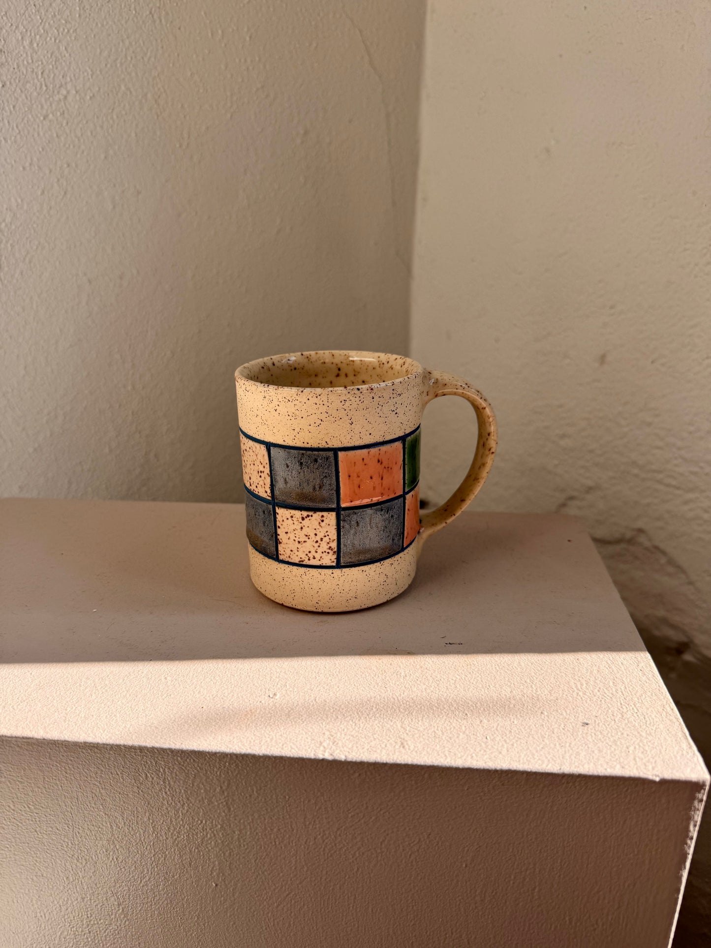 Mug VI